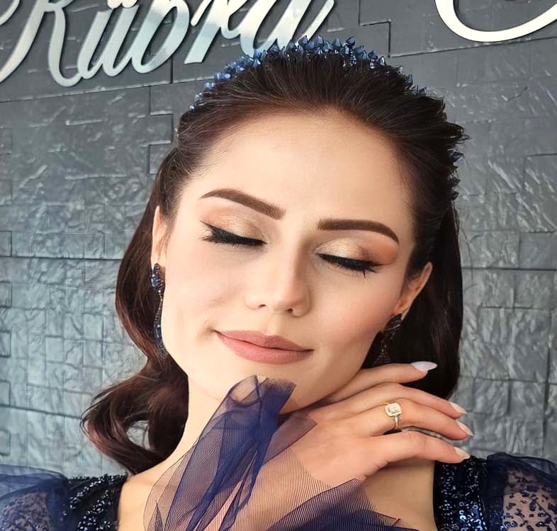 Salonumuzdan Kareler