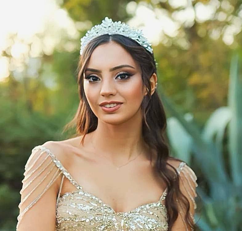 Salonumuzdan Kareler